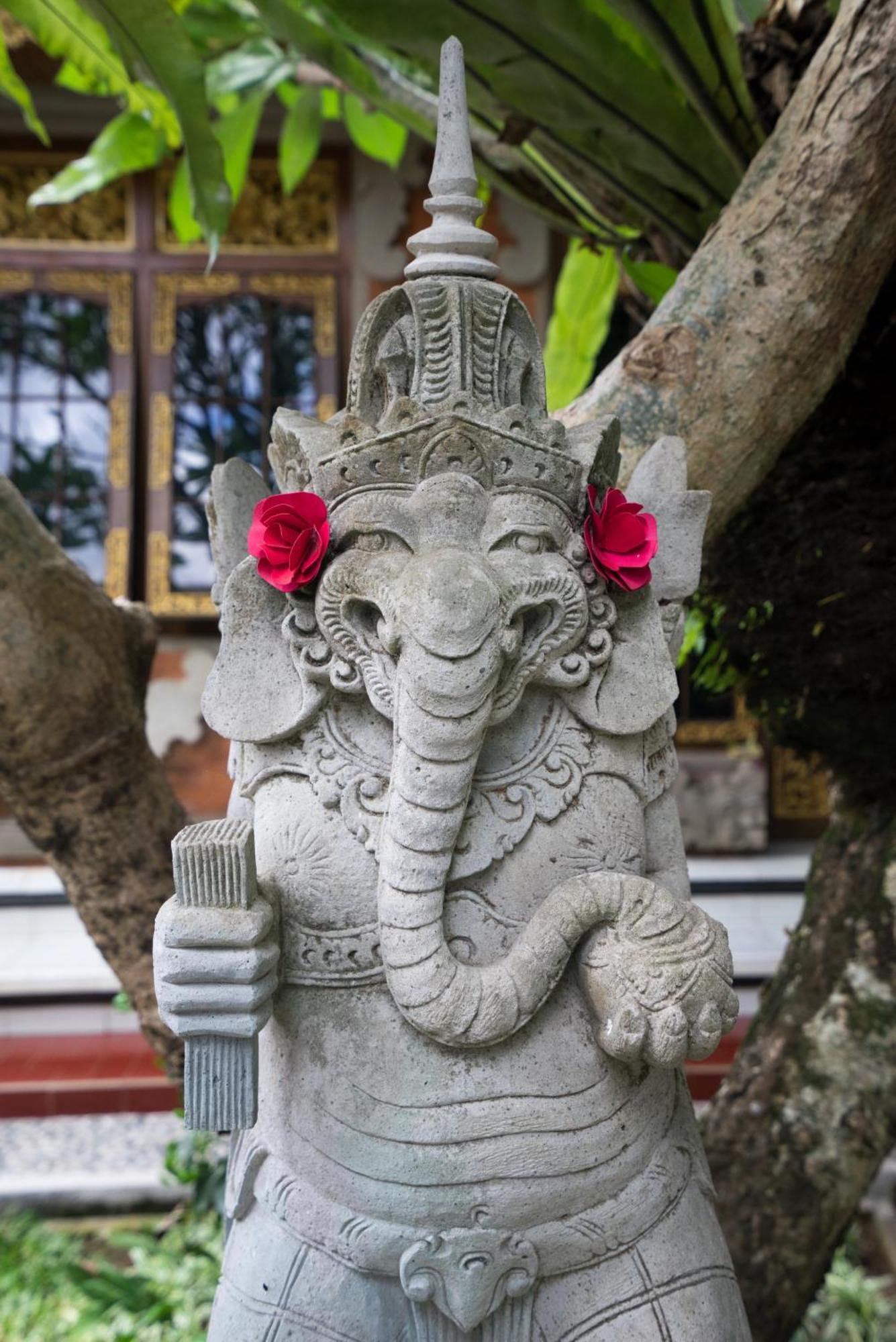 Nuaja Balinese Guest House Ubud Kültér fotó