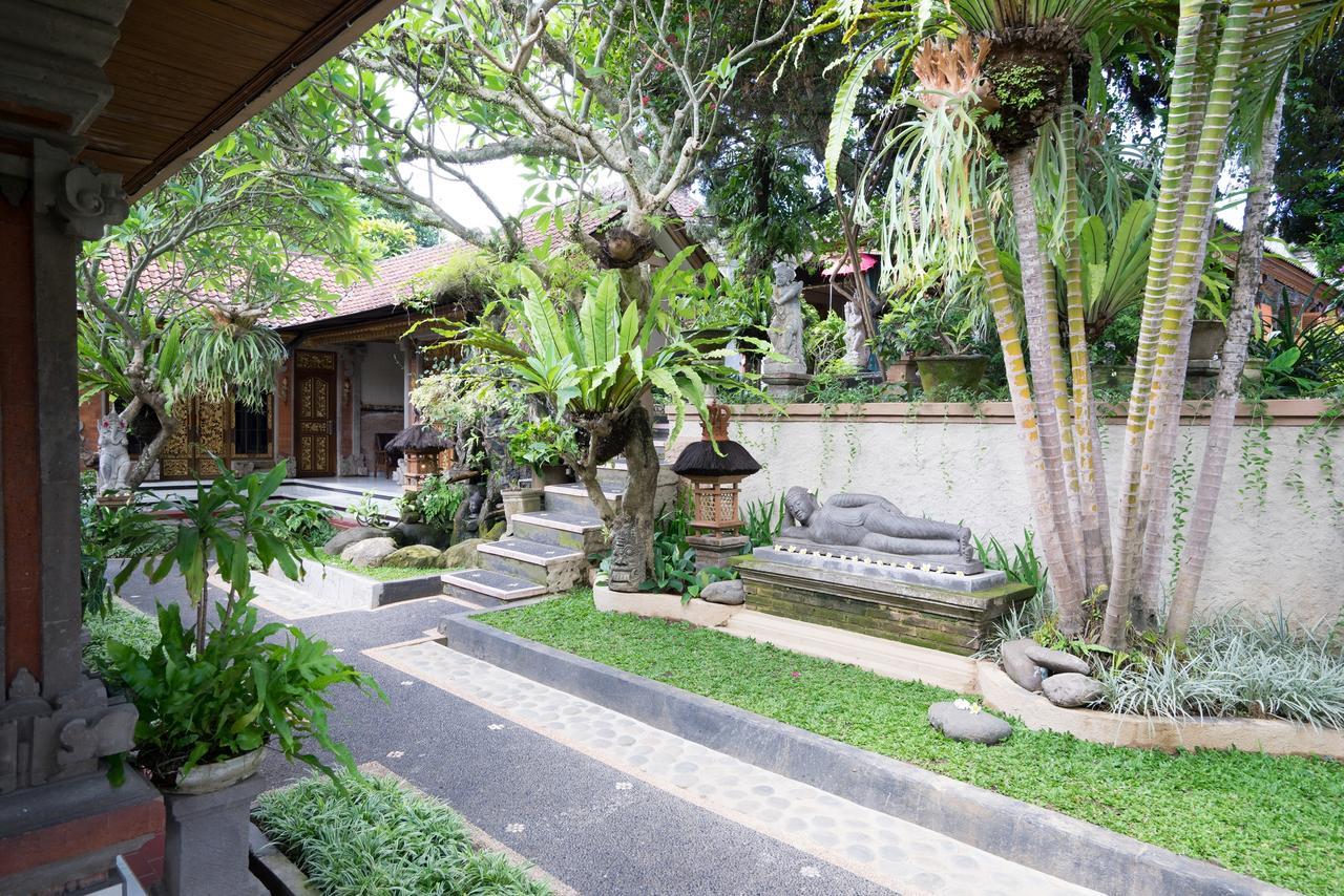 Nuaja Balinese Guest House Ubud Kültér fotó